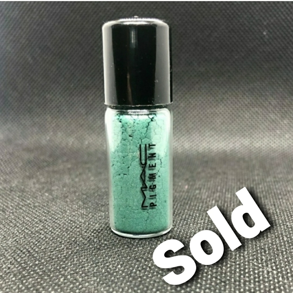 MAC Teal Pigment Eyeshadow